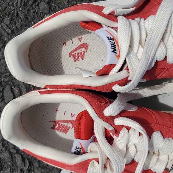 Nike Air Force 1 Suede Sneakers in University Red. Men's Size 8 - Picture 11 of 16